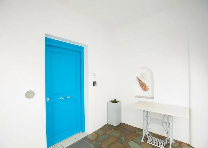 Just Blue With Amazing Sea Views In Hébergement de vacances Piso Livadi