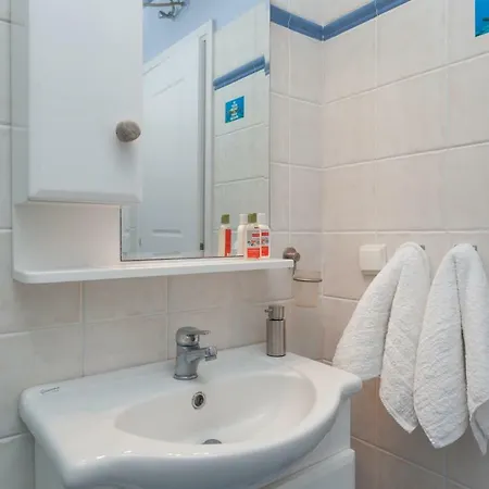 Just Blue With Amazing Sea Views In