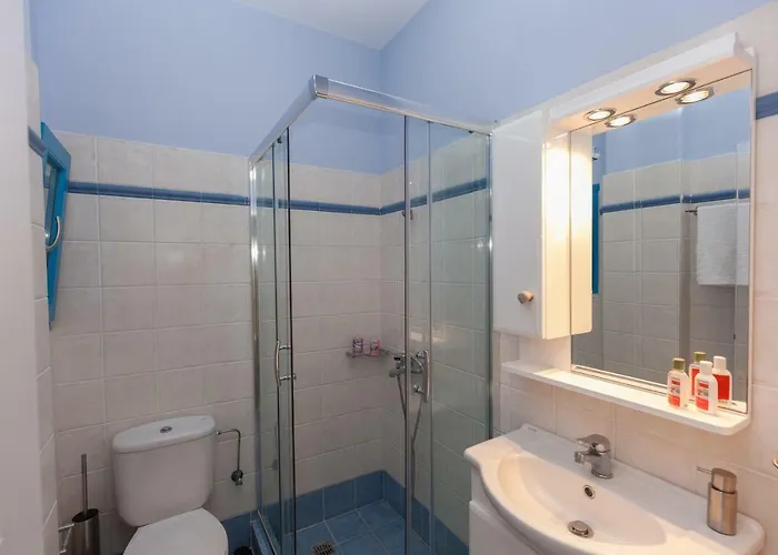 Just Blue With Amazing Sea Views In Holiday home *